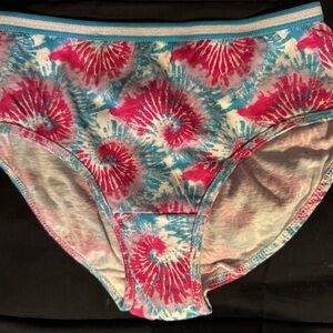 BRAND NEW!! Hanes Cotton Underwear! My daughter ripped the bag.